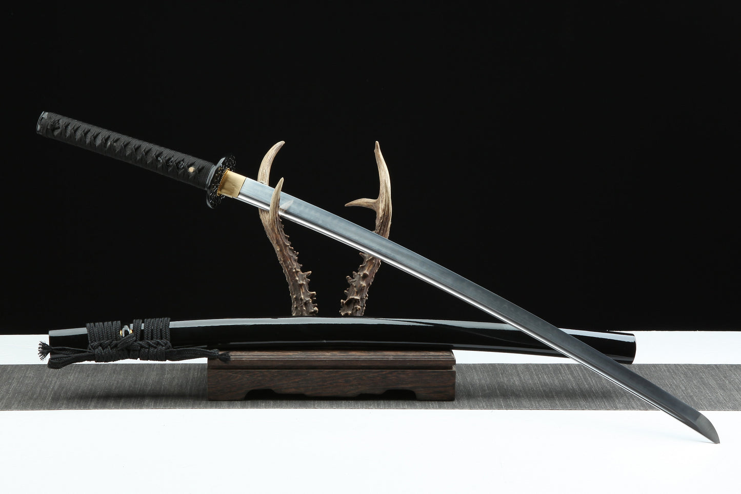 Katana - Veuve Noire