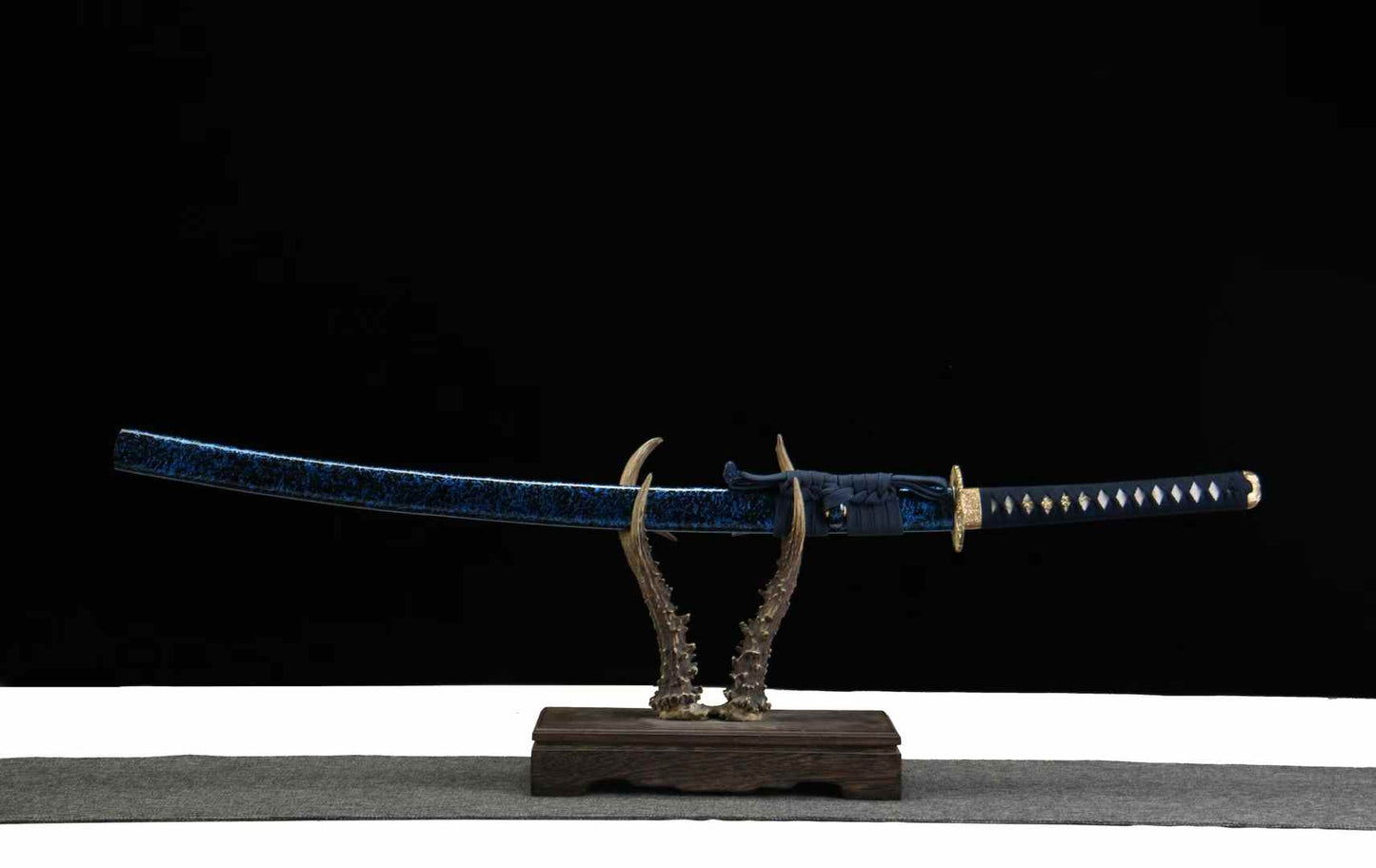 Katana - Dragon Noir bis