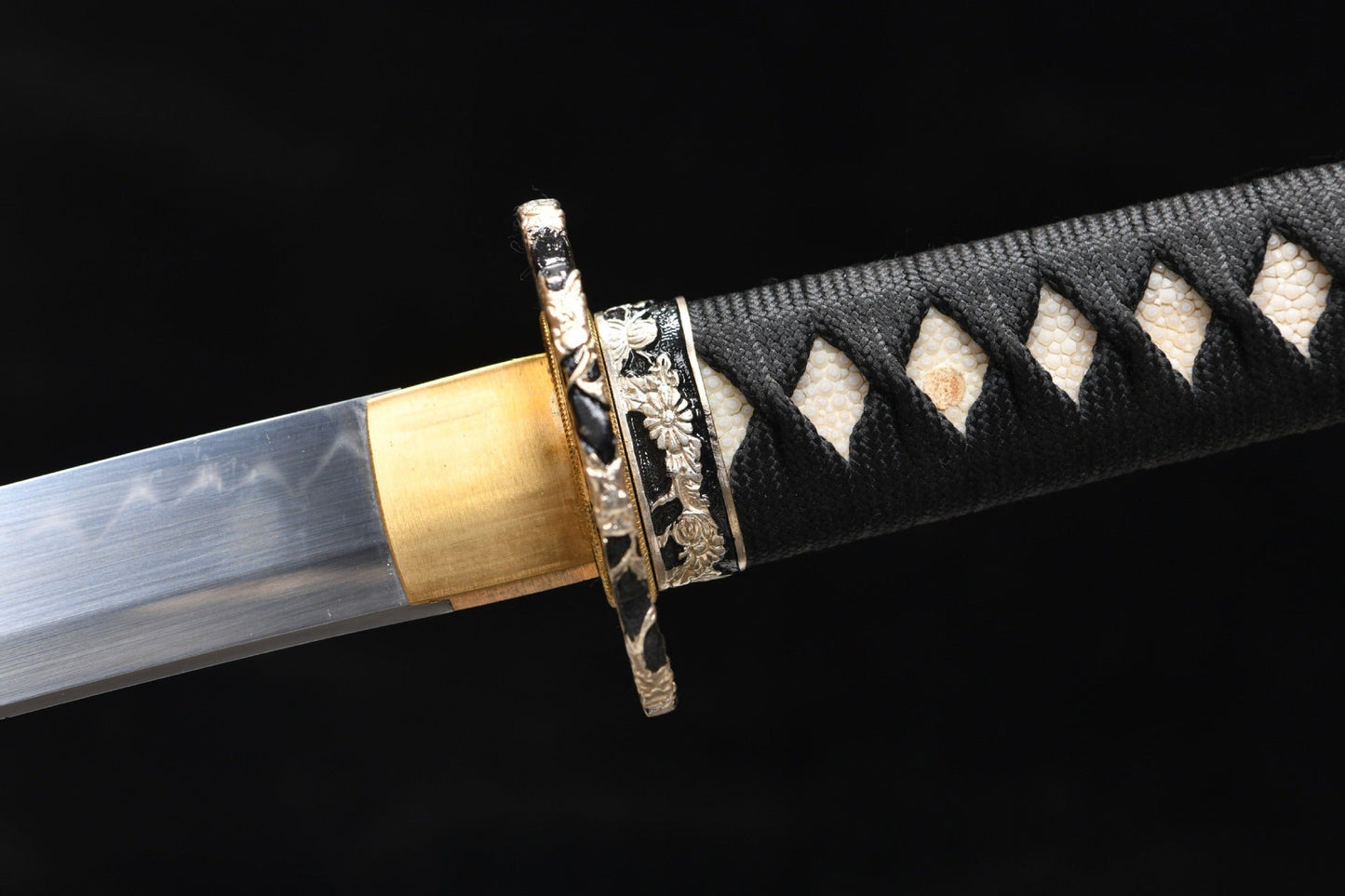 Katana - Lame Bai Hong